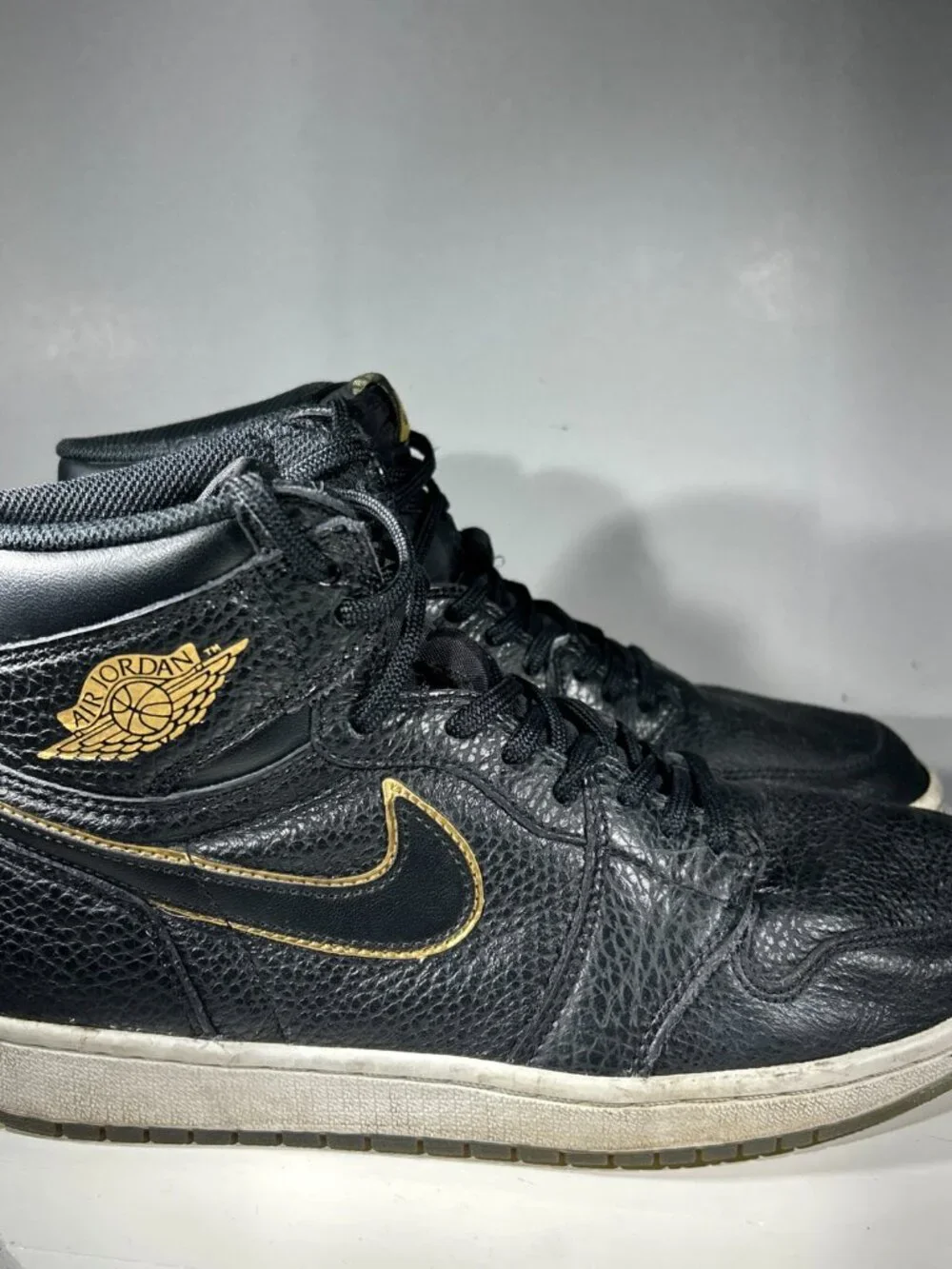 Nike Air Jordan 1 City Of Flight Mens Shoes Size 10 Black Gold Sneakers Retro OG